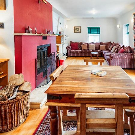 Delphi Lodge Cottages Leenaun Exterior foto